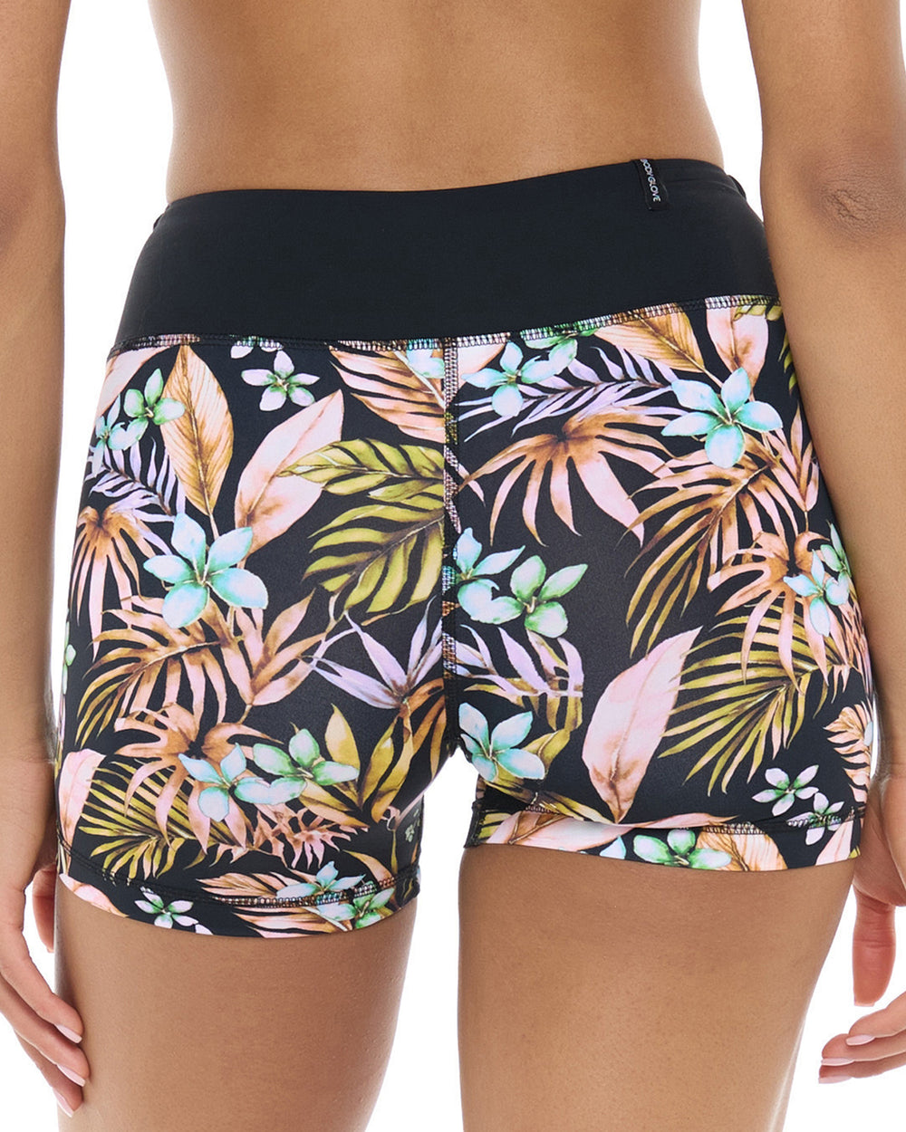 Mystic Cross-Over Speedy Short - Black