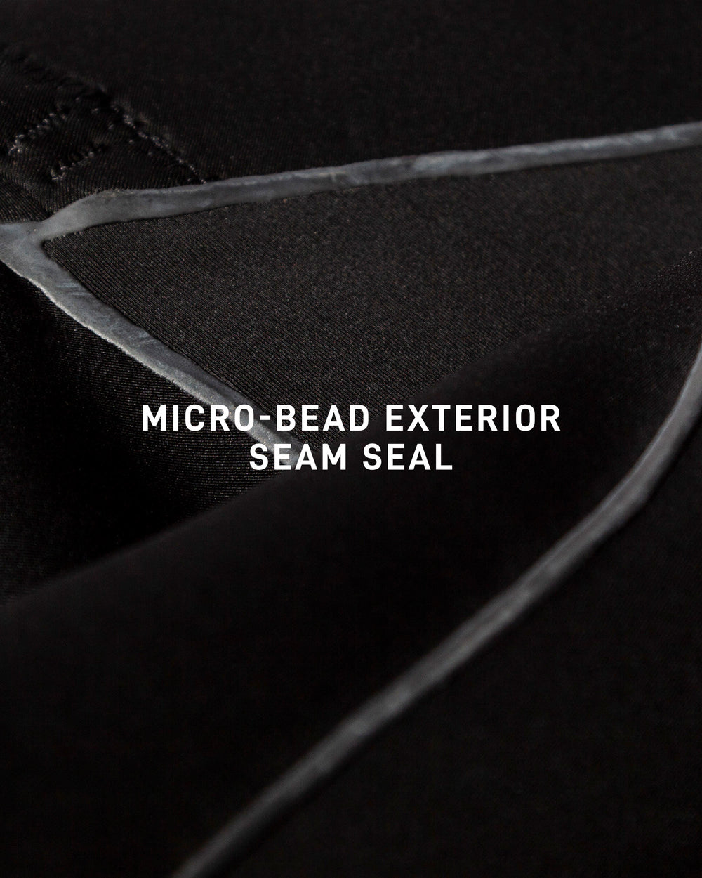 Red Cell 4/3mm Men's Chest-Zip Hooded Fullsuit - Black