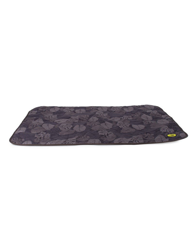 Sun & Sand Waterproof Throw - Tropical Black
