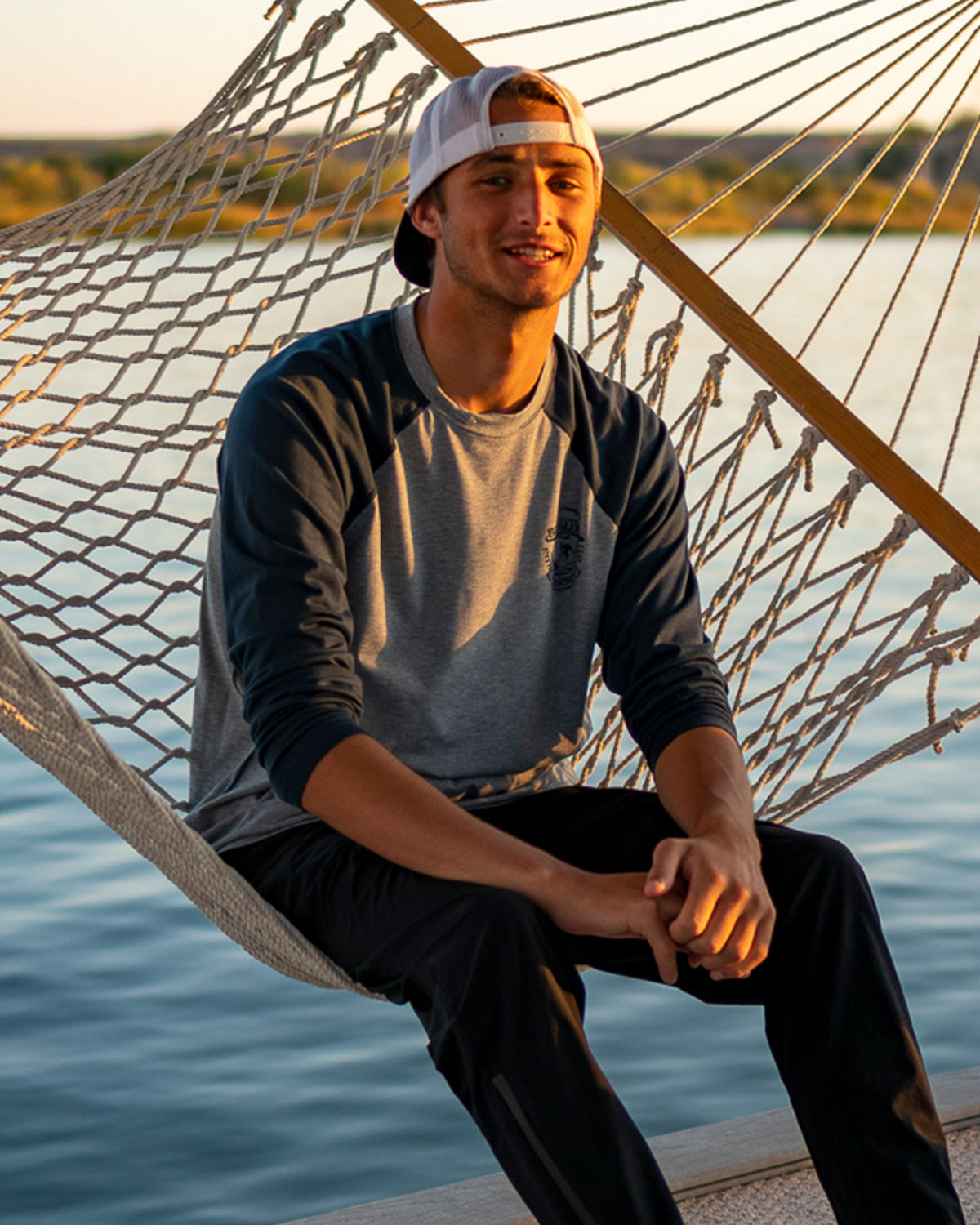 Long-Sleeved Raglan UPF 50+ T-Shirt - Heather